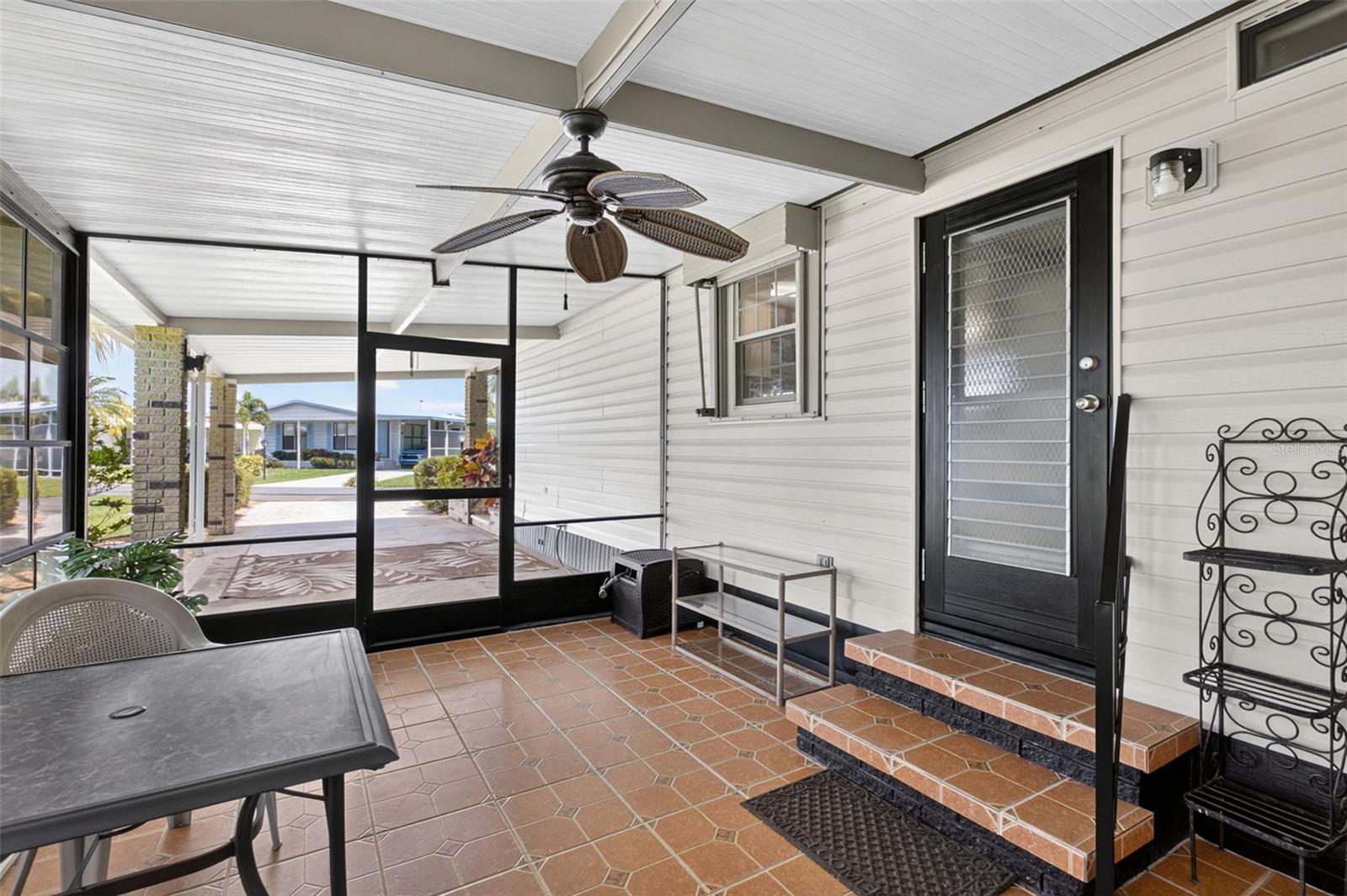 LA CASA MHP CO-OP - Residential