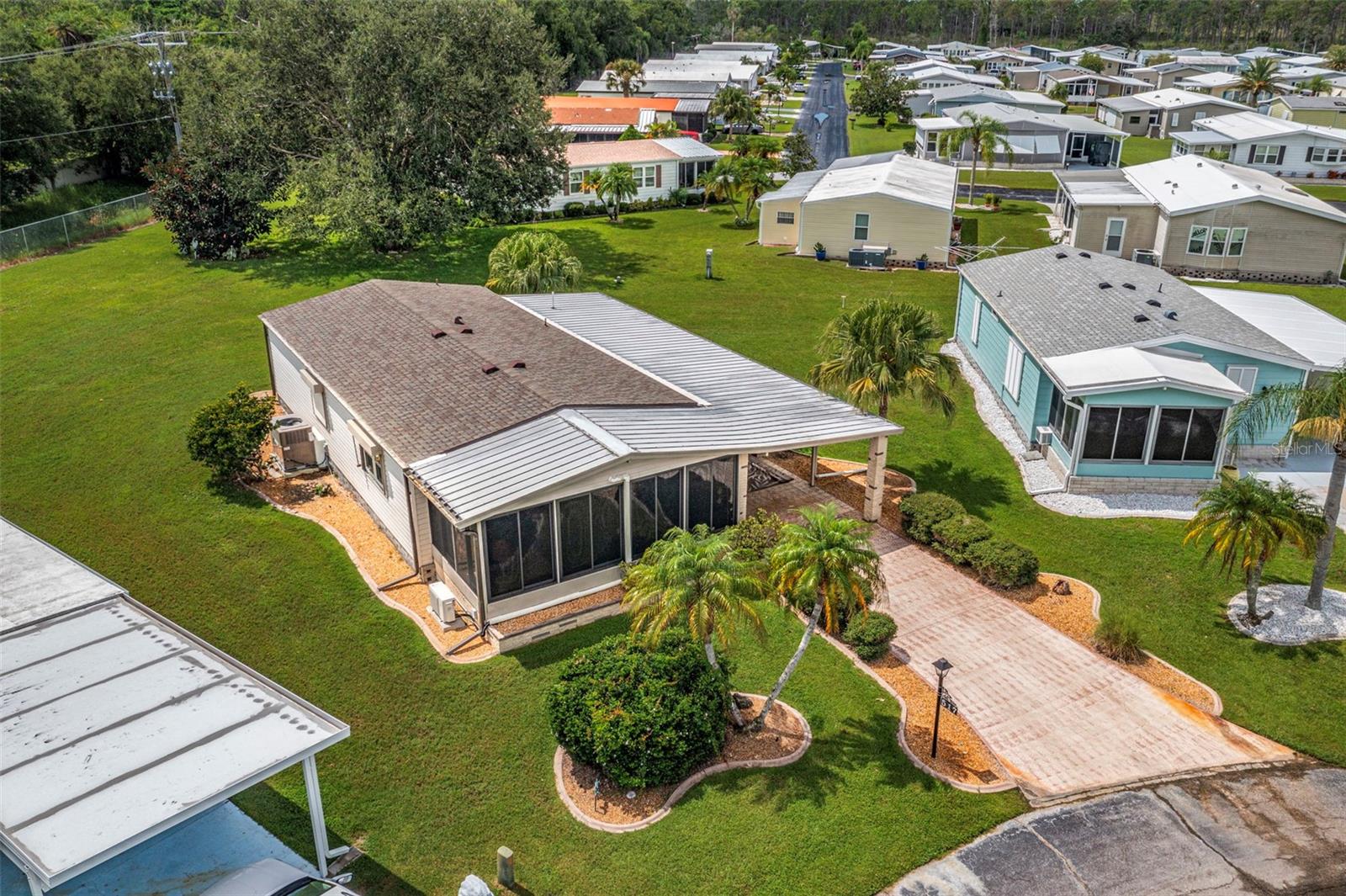 LA CASA MHP CO-OP - Residential