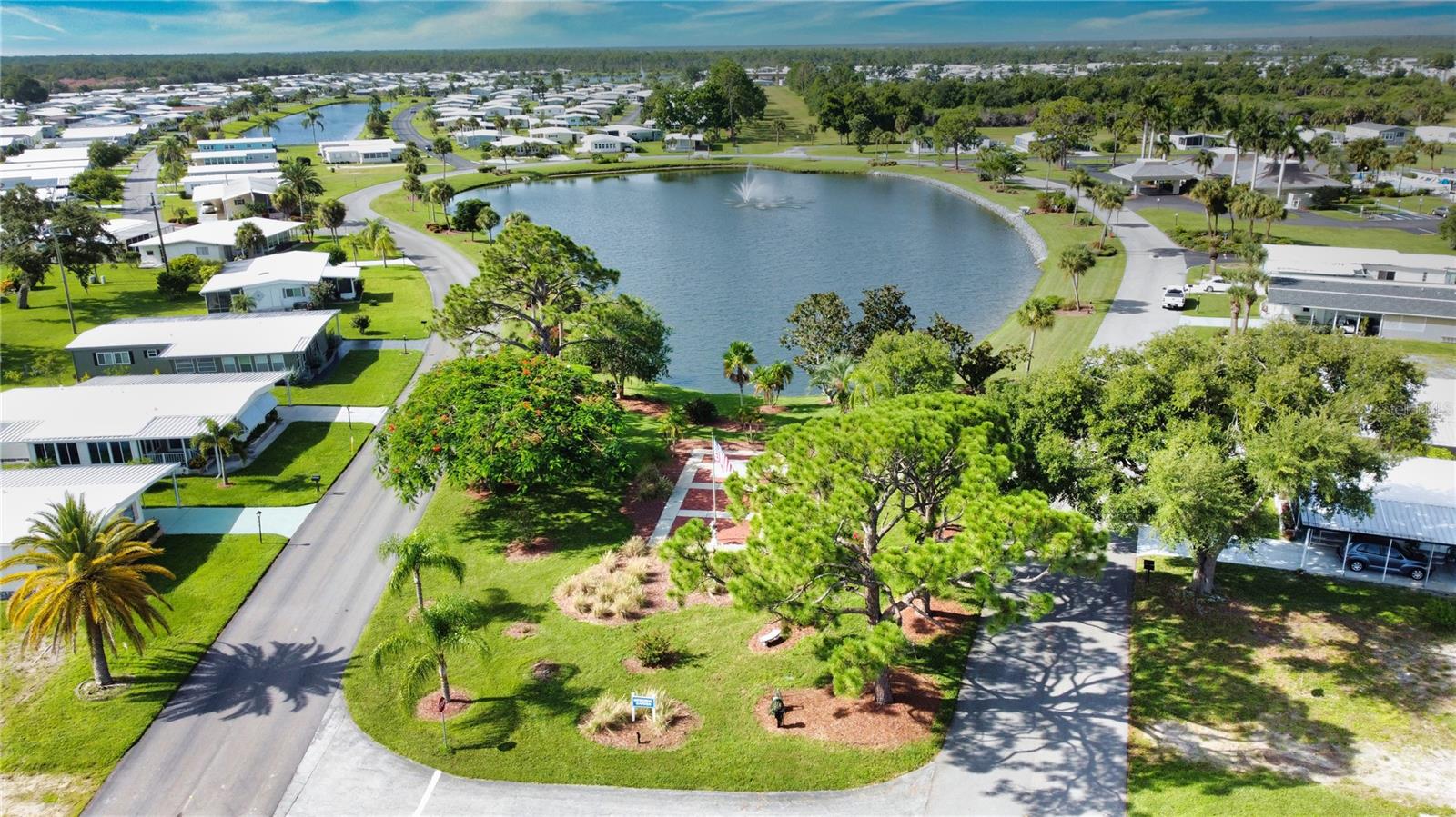 LA CASA MHP CO-OP - Residential