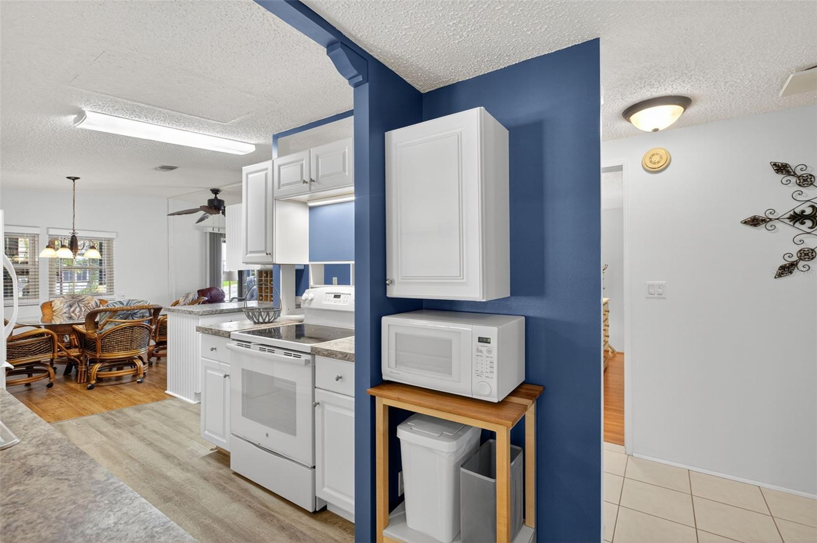 LA CASA MHP CO-OP - Residential