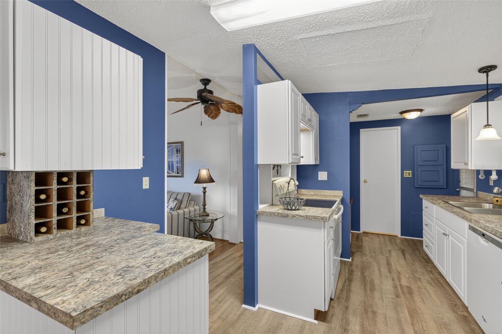 LA CASA MHP CO-OP - Residential