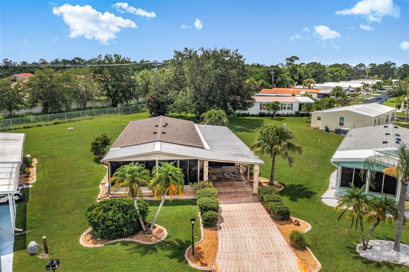 LA CASA MHP CO-OP - Residential