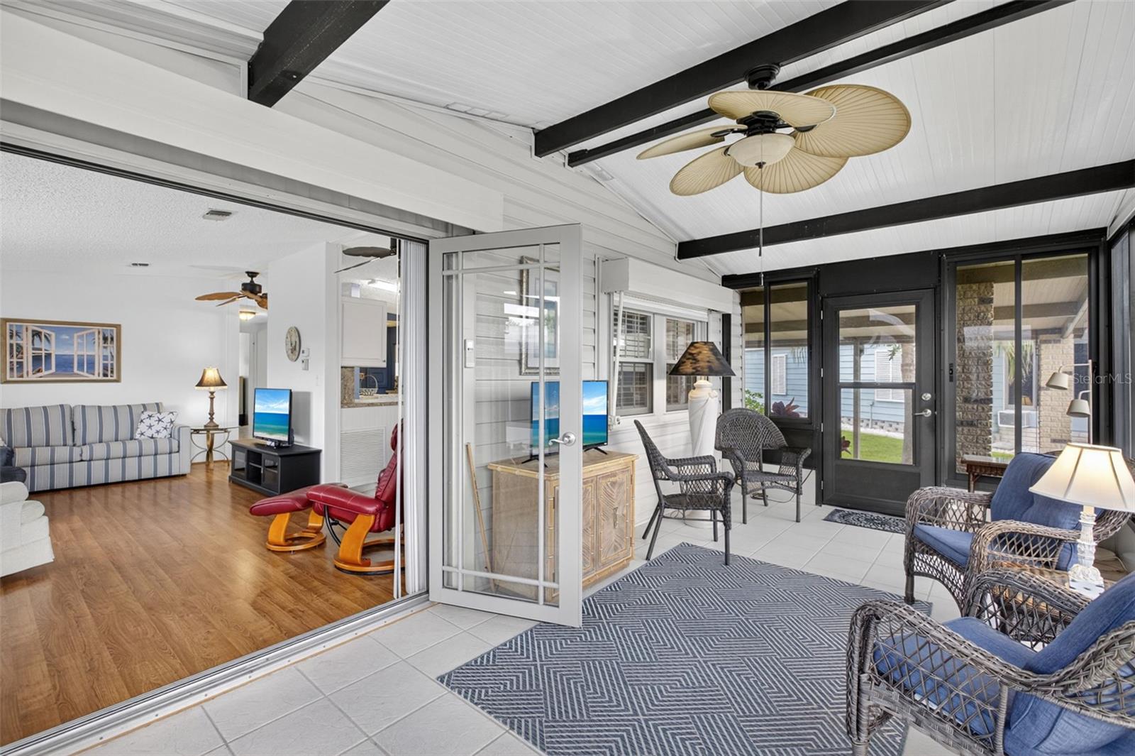 LA CASA MHP CO-OP - Residential