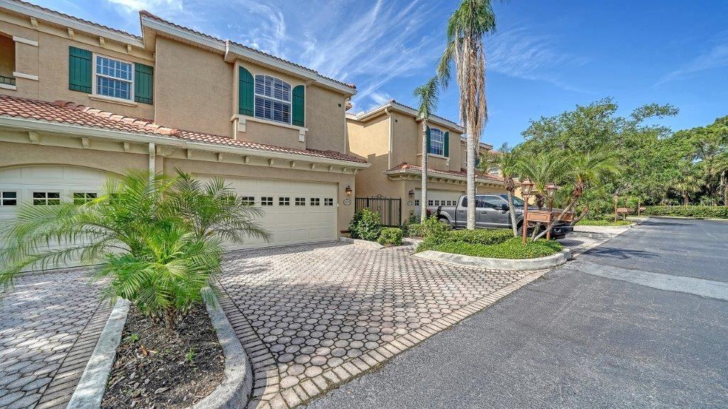 3623 SQUARE WEST LANE 5