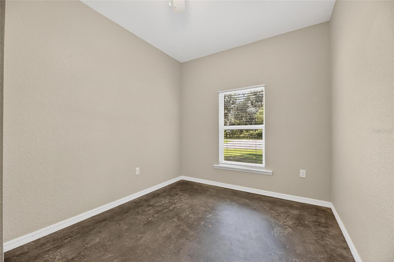 TEMPLE PINES - Residential