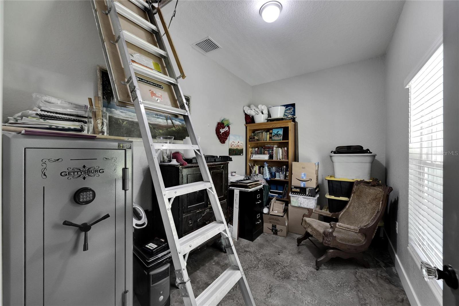 TEMPLE PINES - Residential