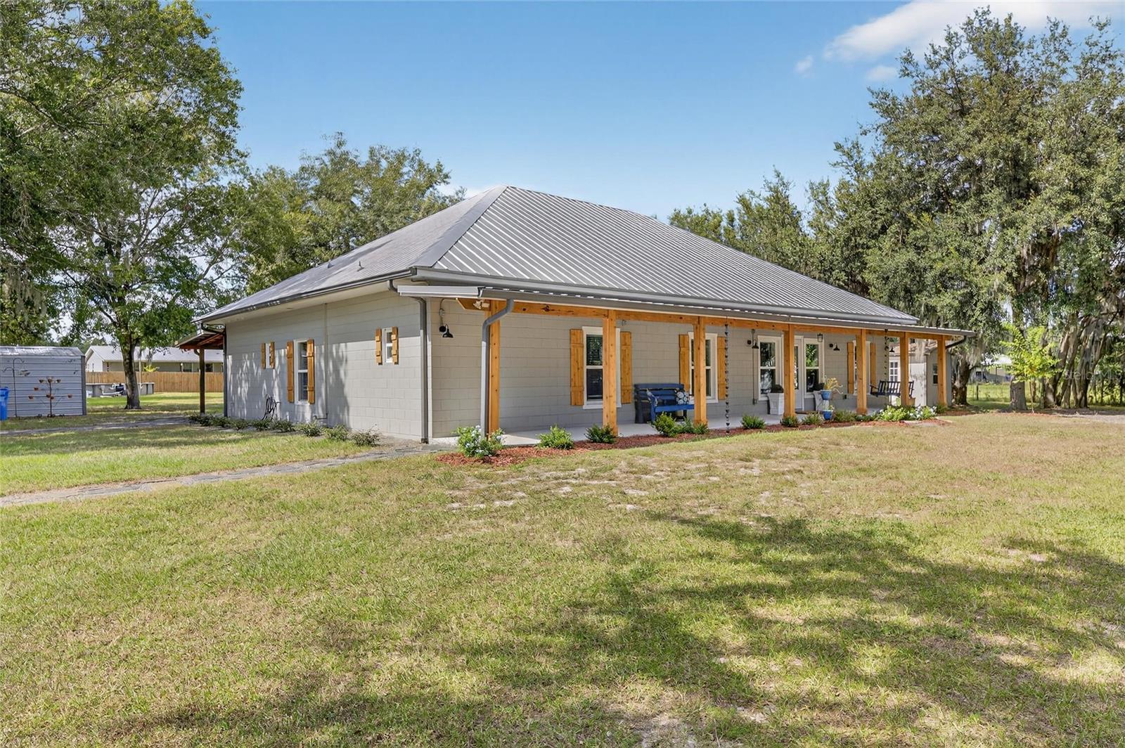 TEMPLE PINES - Residential