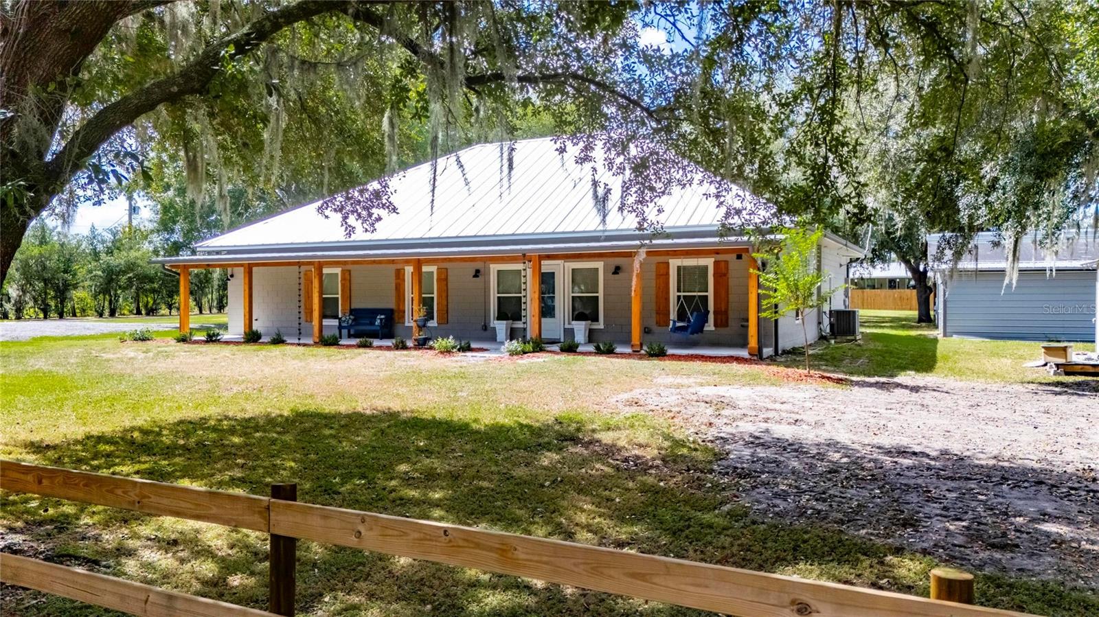 TEMPLE PINES - Residential