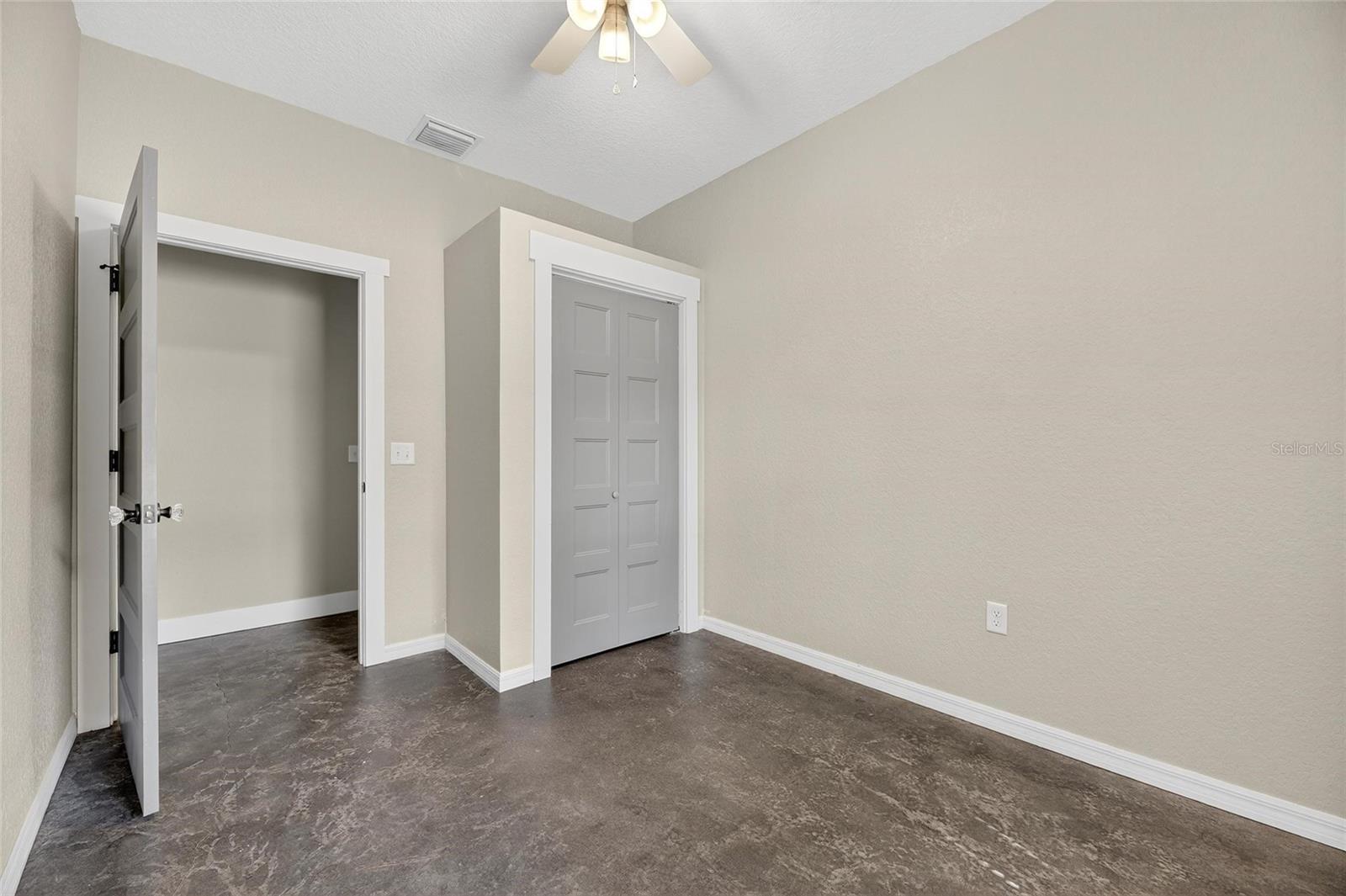 TEMPLE PINES - Residential