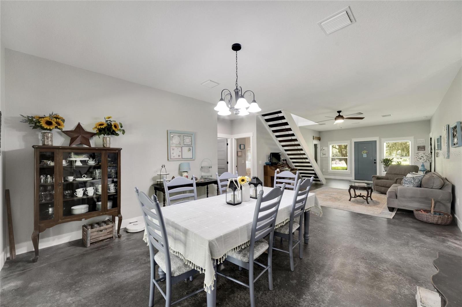 TEMPLE PINES - Residential