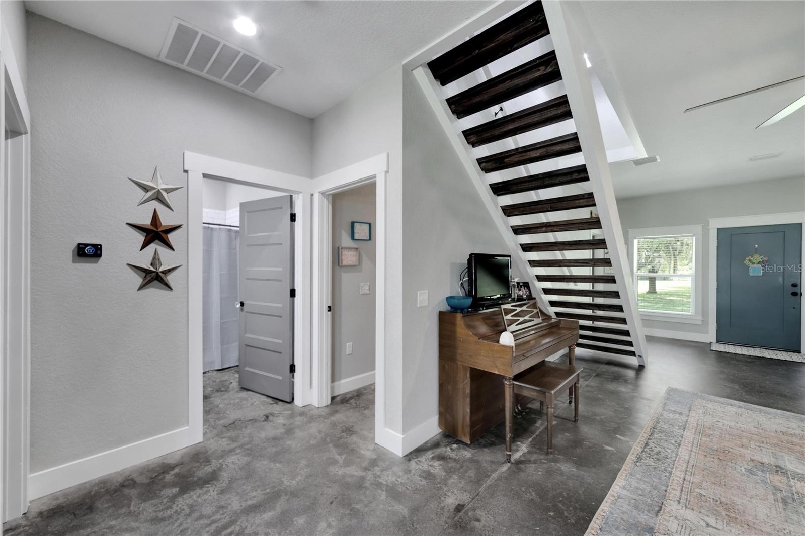 TEMPLE PINES - Residential