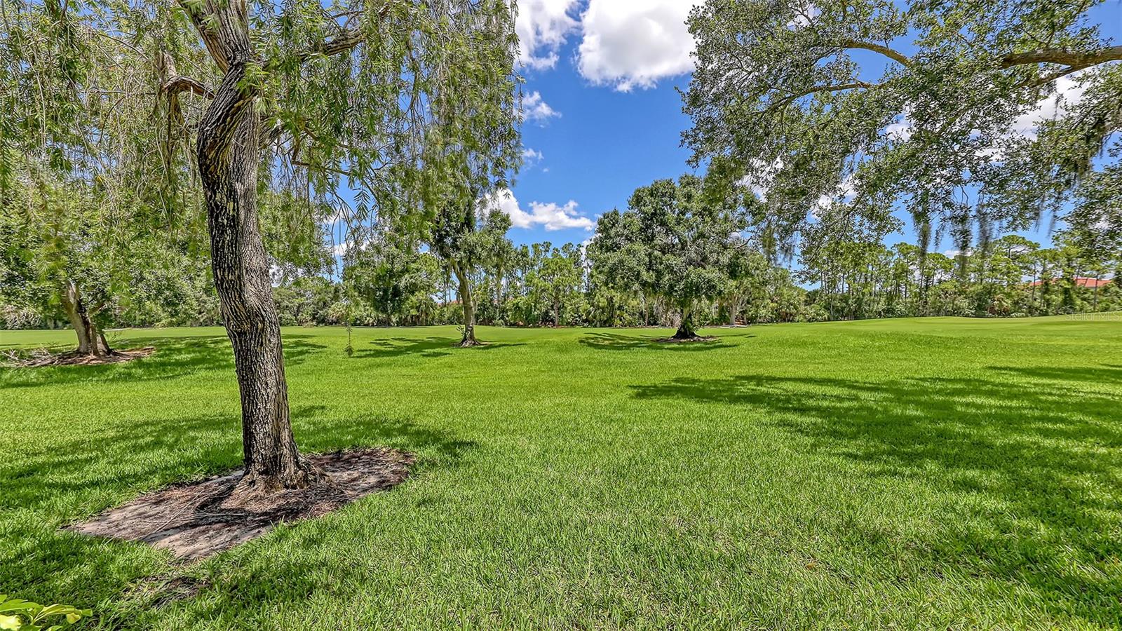 4573 KINGSMERE 27