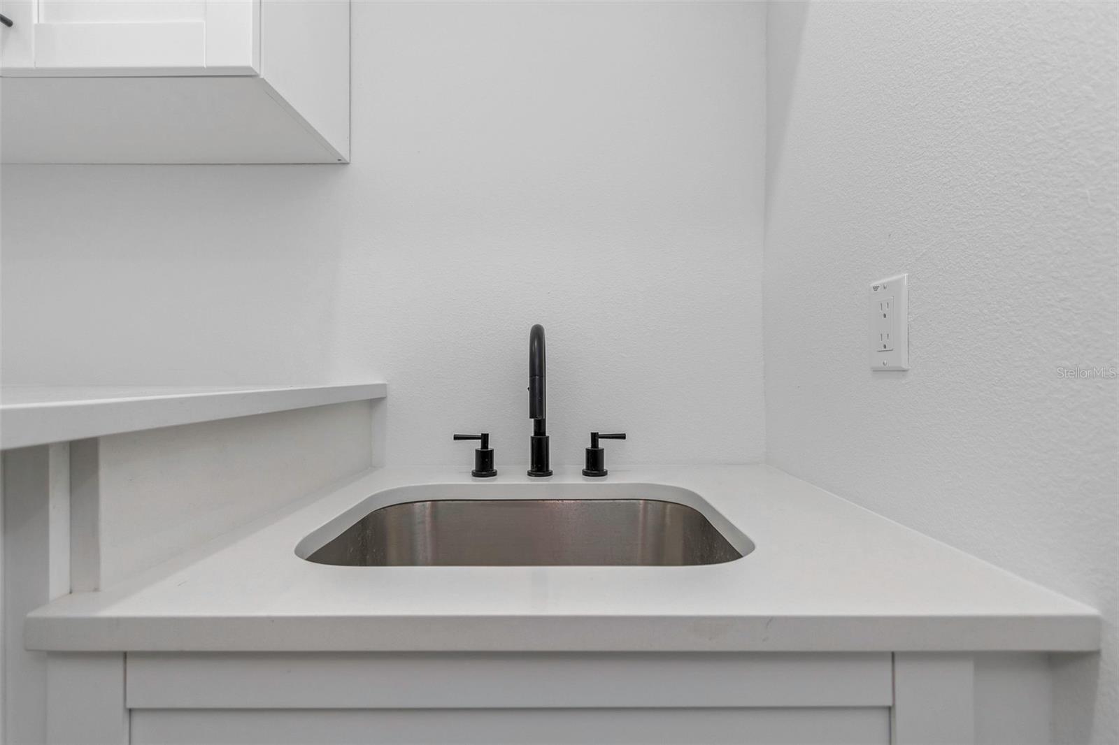 NEWPORT UNIT 1 - Residential