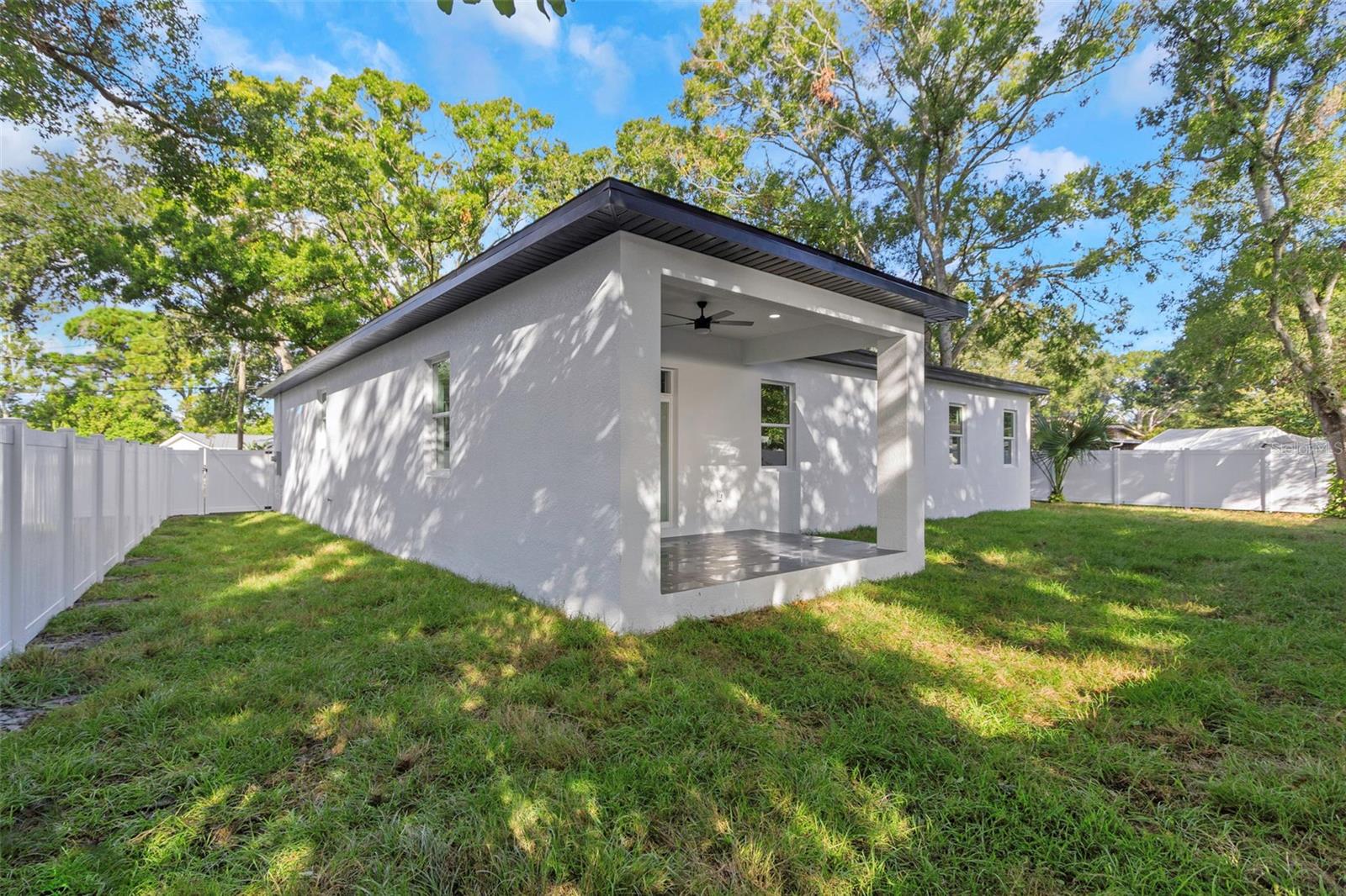 NEWPORT UNIT 1 - Residential