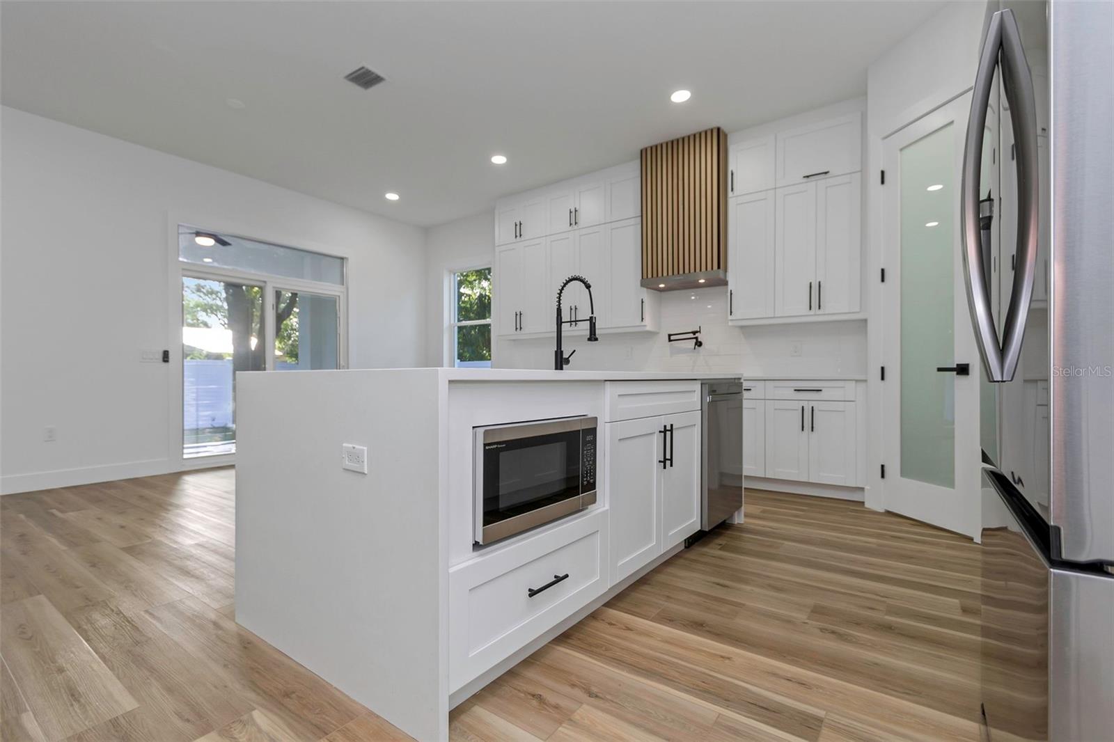 NEWPORT UNIT 1 - Residential