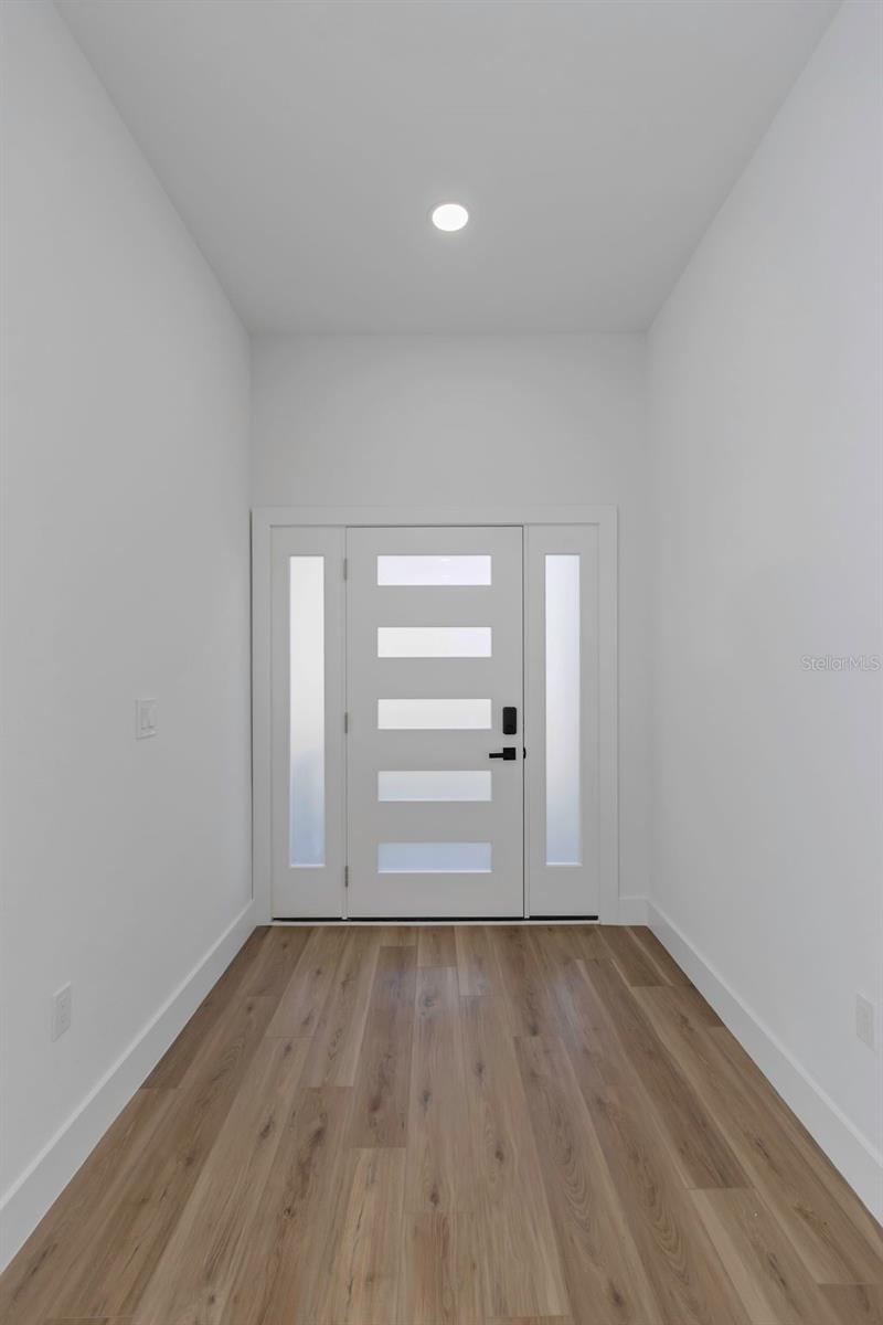 NEWPORT UNIT 1 - Residential