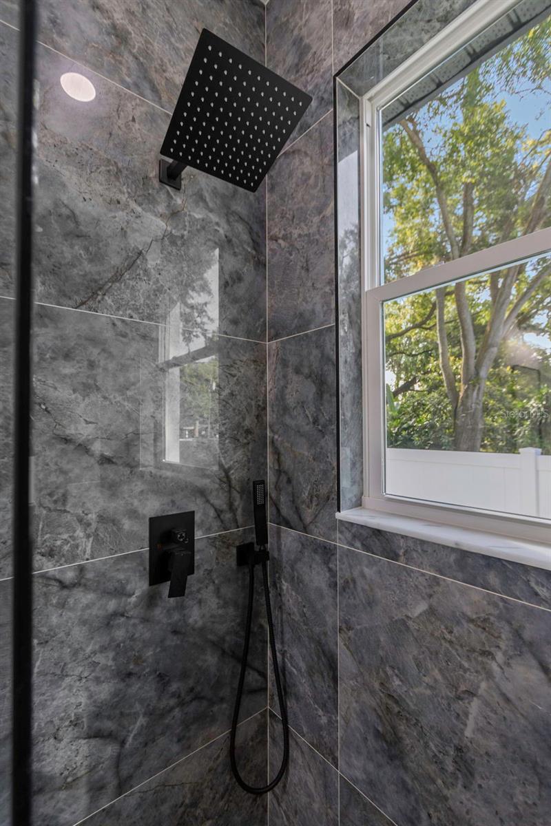 NEWPORT UNIT 1 - Residential