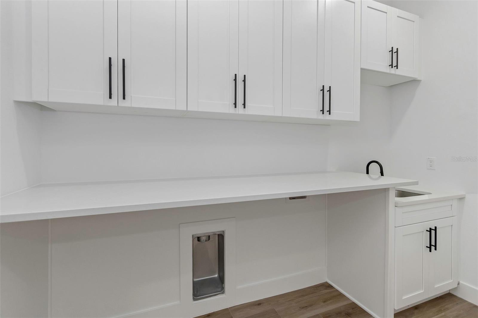 NEWPORT UNIT 1 - Residential