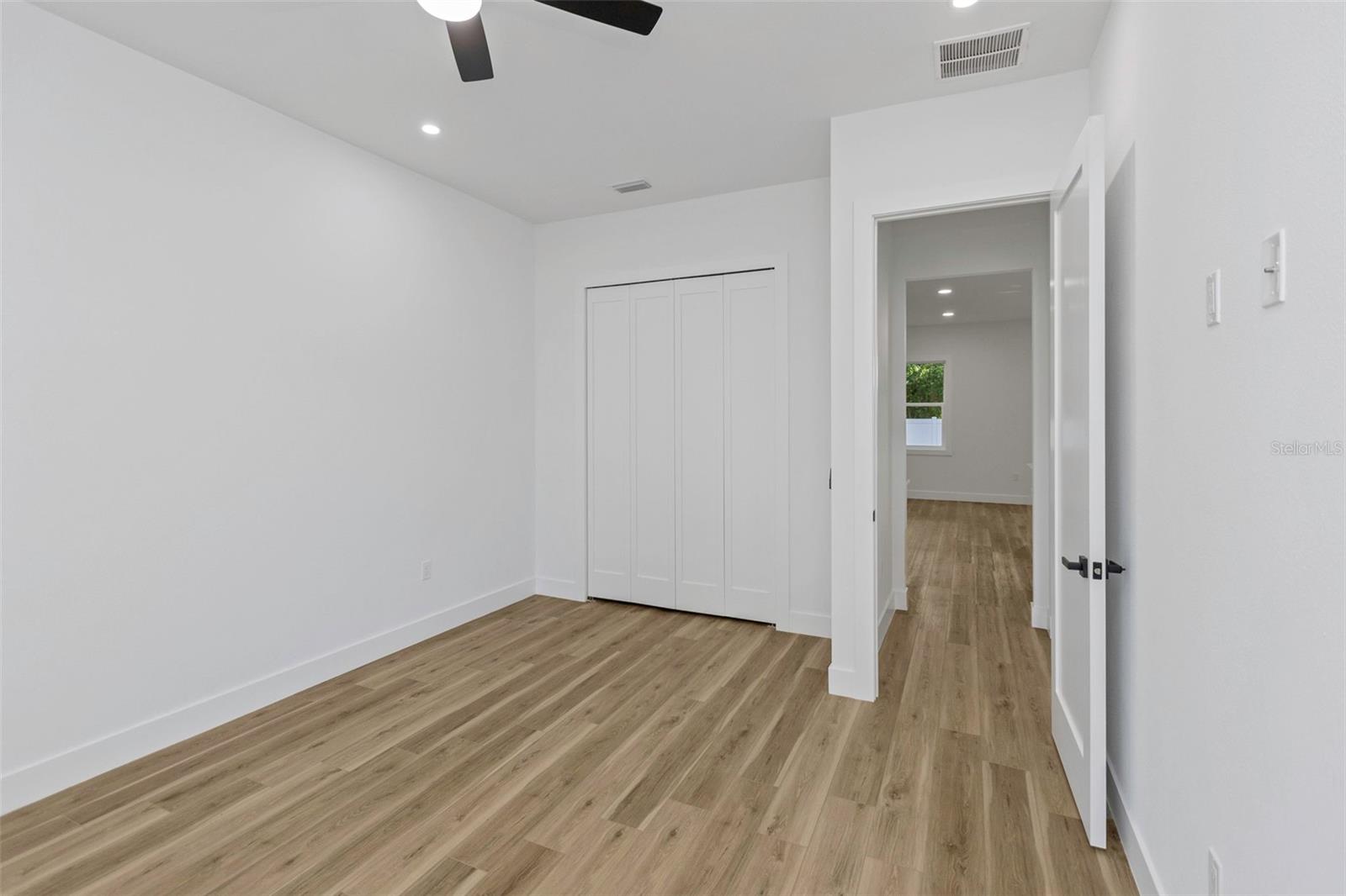 NEWPORT UNIT 1 - Residential