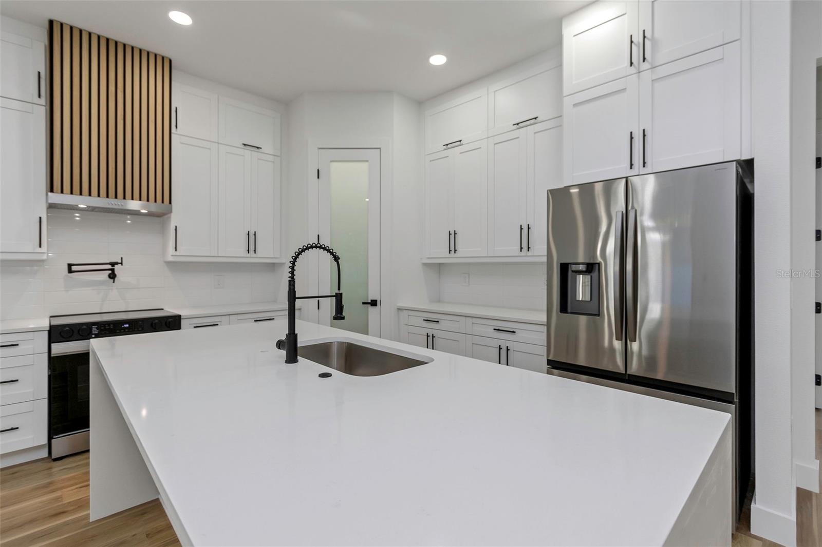 NEWPORT UNIT 1 - Residential
