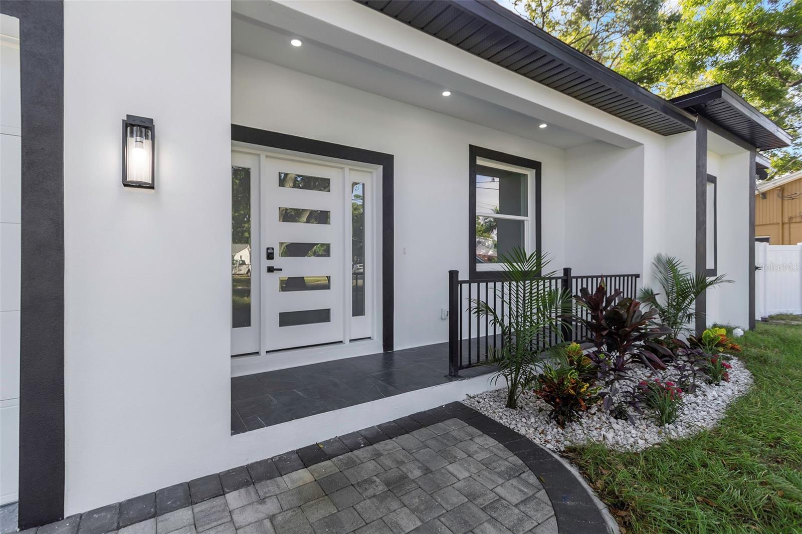 NEWPORT UNIT 1 - Residential