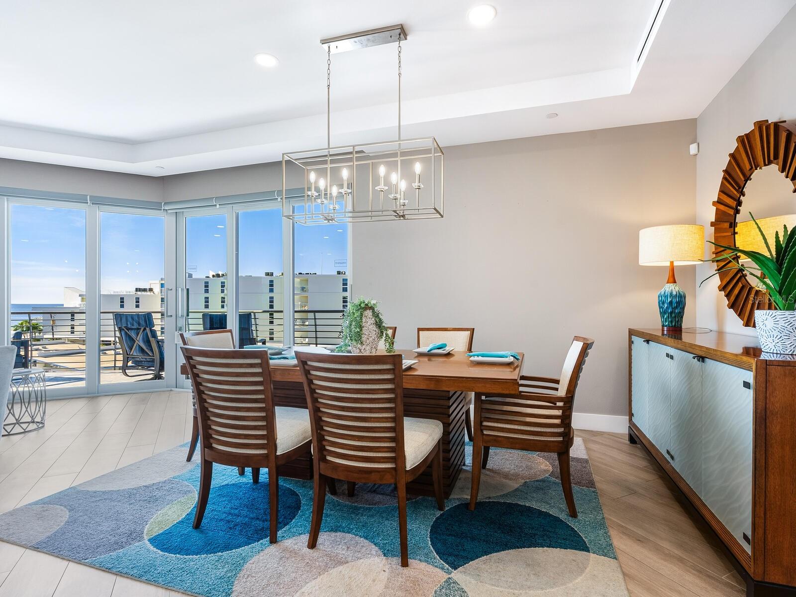 BEACH HOUSE RESIDENCES - Residential