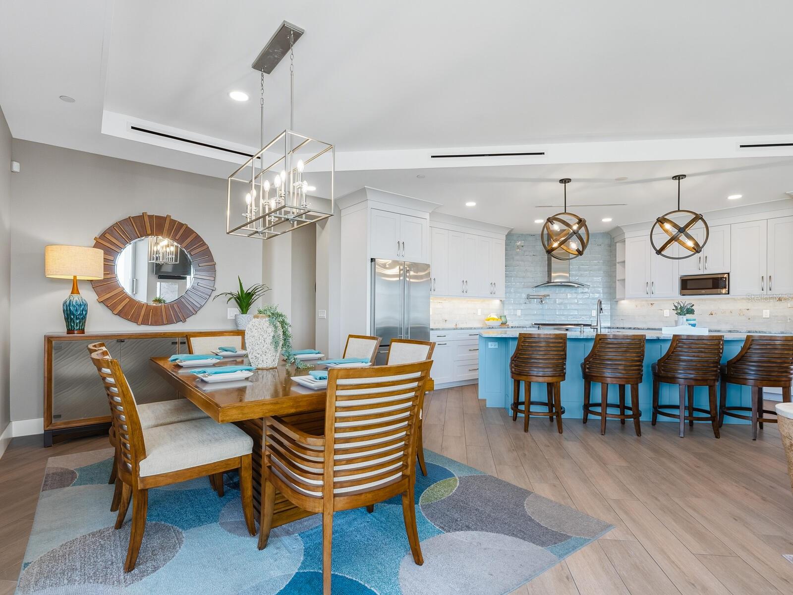 BEACH HOUSE RESIDENCES - Residential