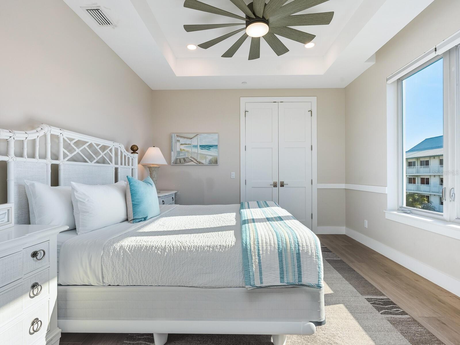 BEACH HOUSE RESIDENCES - Residential