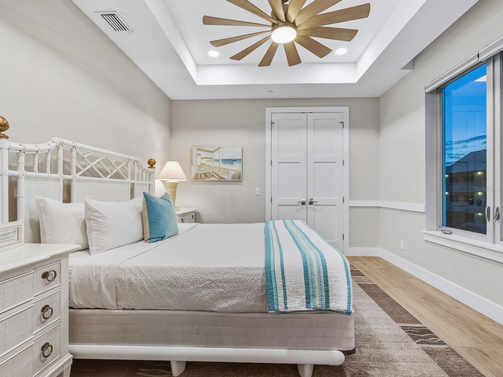 BEACH HOUSE RESIDENCES - Residential