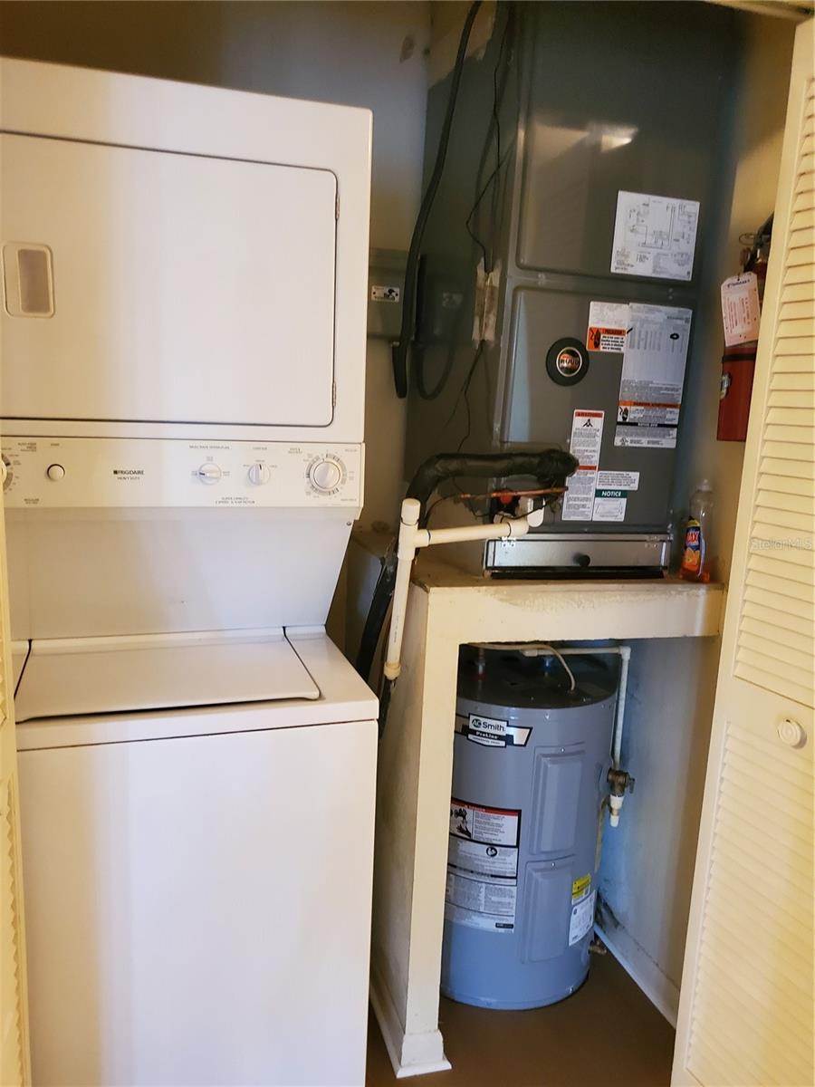 GREENFIELDS UN I - Residential Lease