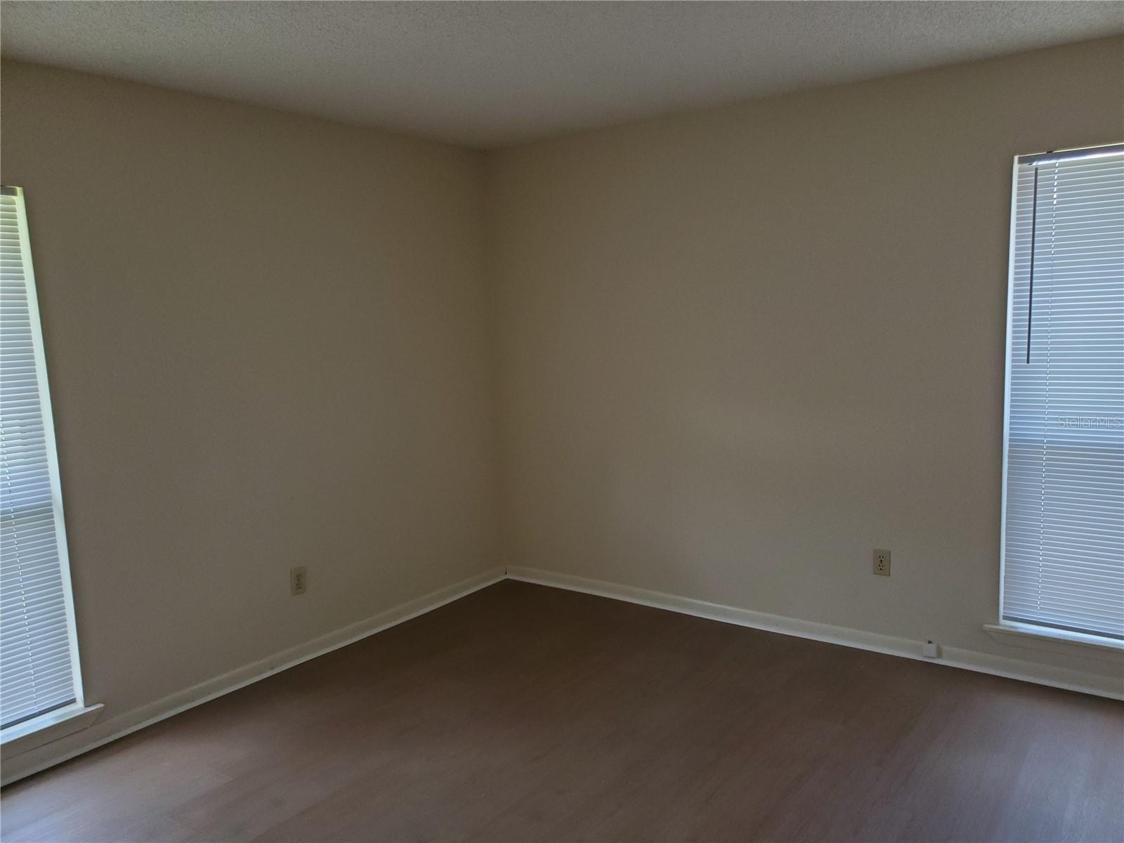 GREENFIELDS UN I - Residential Lease