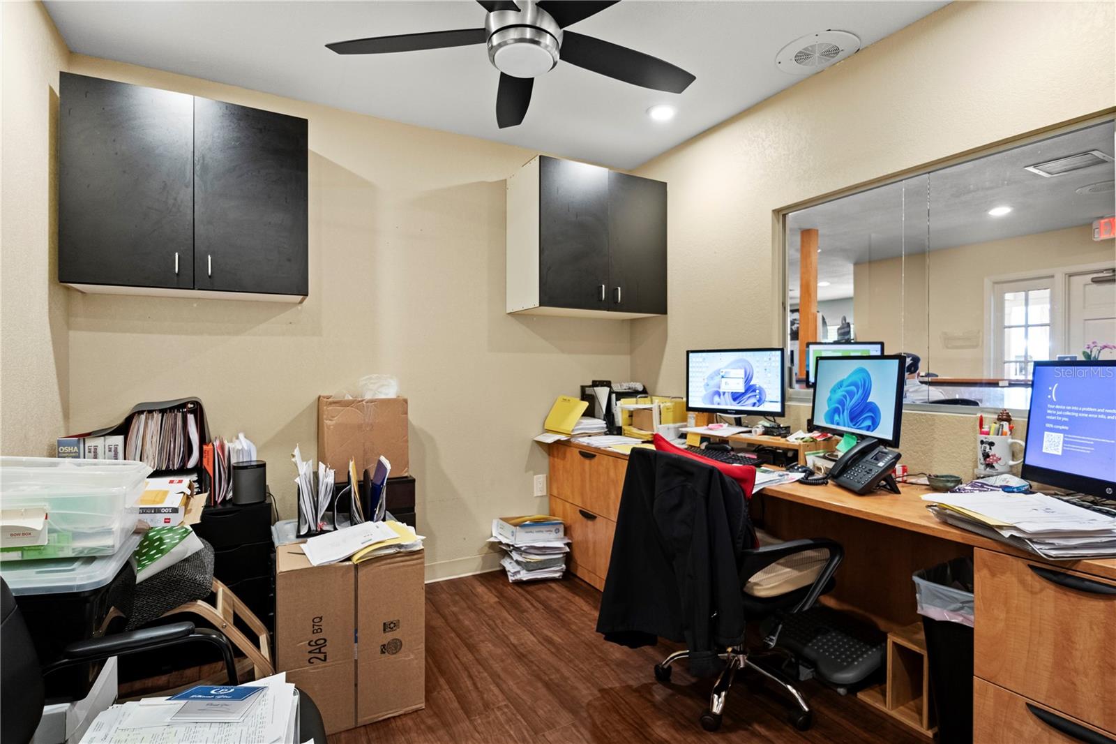 LAMBRECHTS REP - Commercial Sale