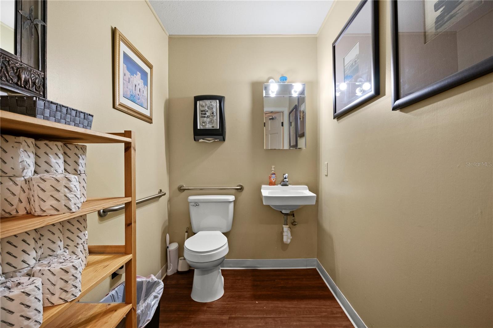 LAMBRECHTS REP - Commercial Sale