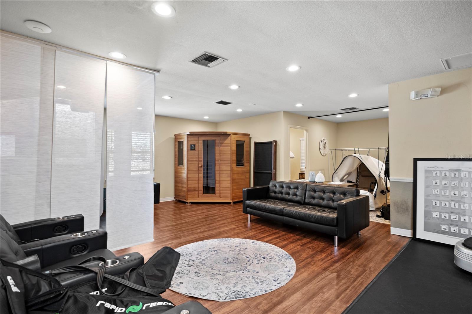 LAMBRECHTS REP - Commercial Sale