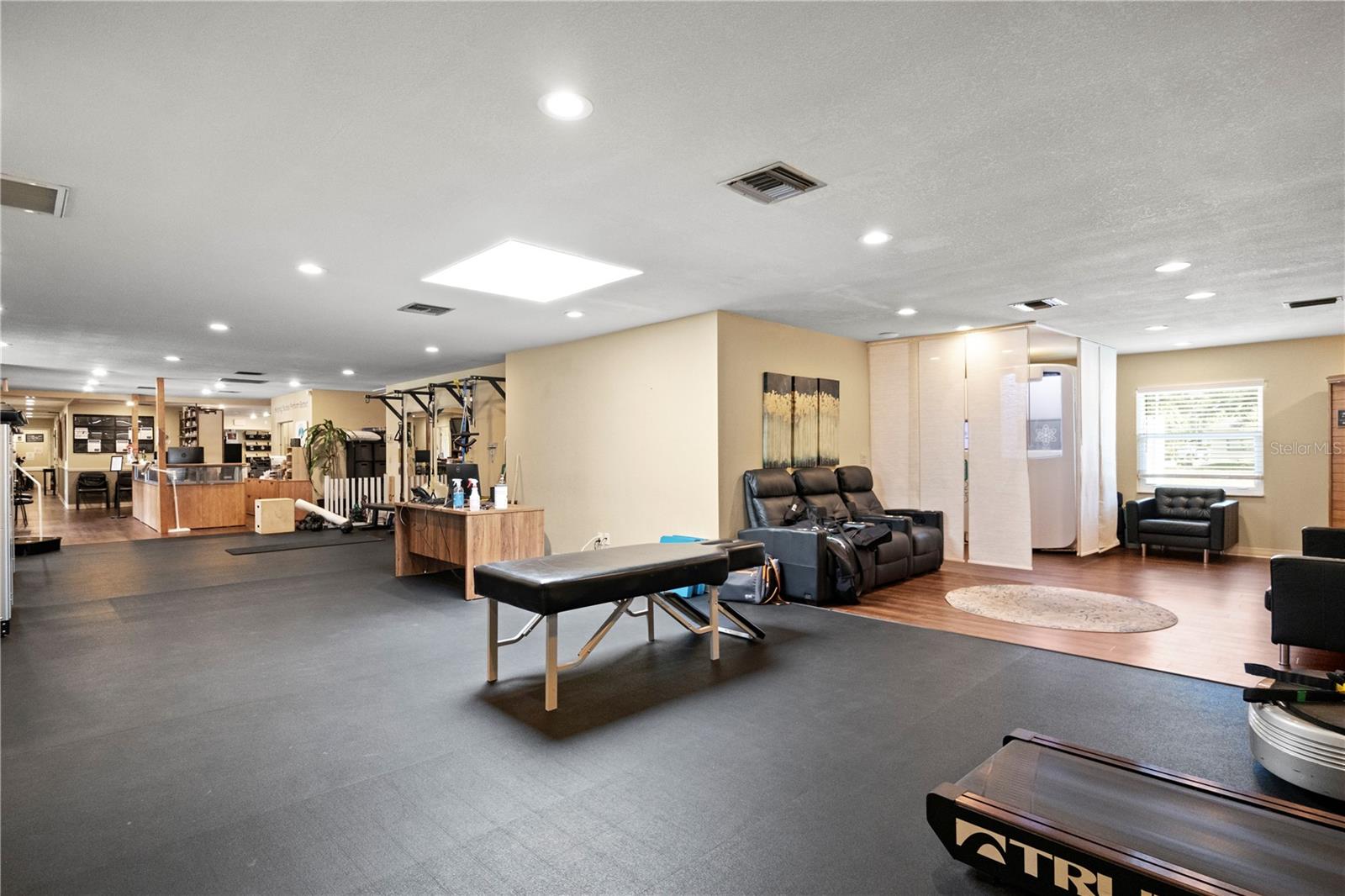 LAMBRECHTS REP - Commercial Sale