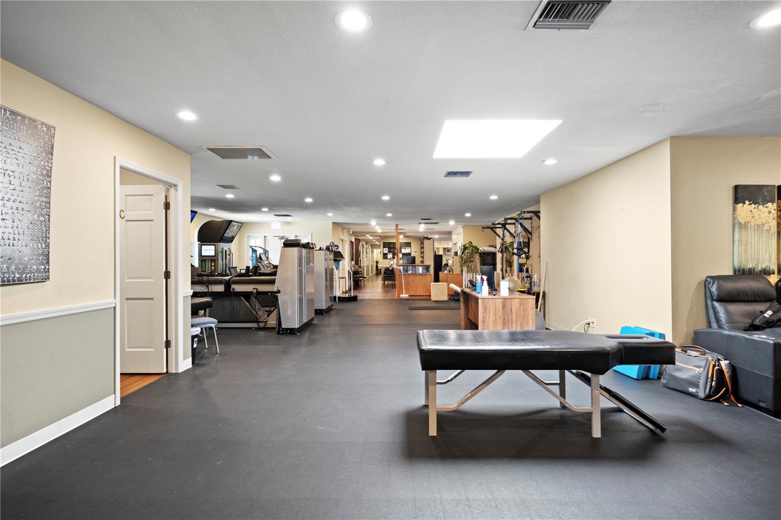 LAMBRECHTS REP - Commercial Sale