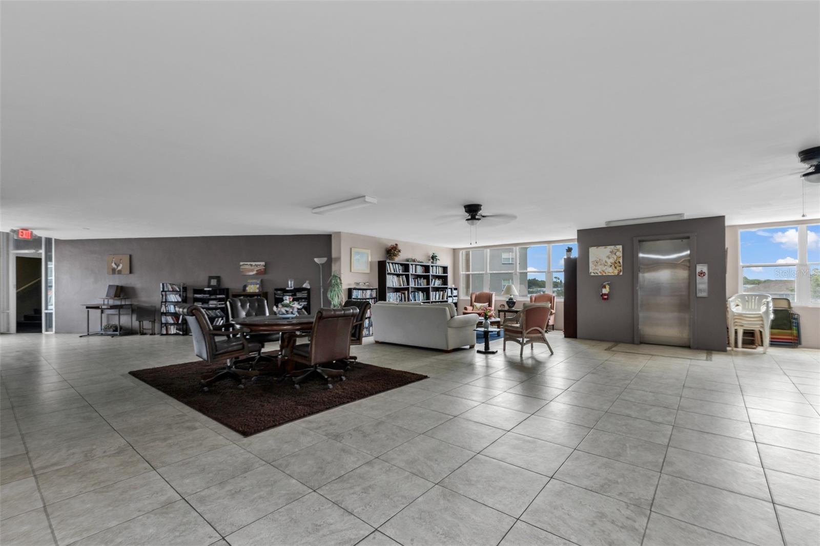 PLAZA VIEW PH 02 - Residential