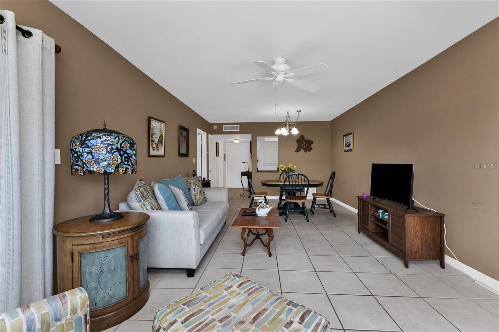 PLAZA VIEW PH 02 - Residential