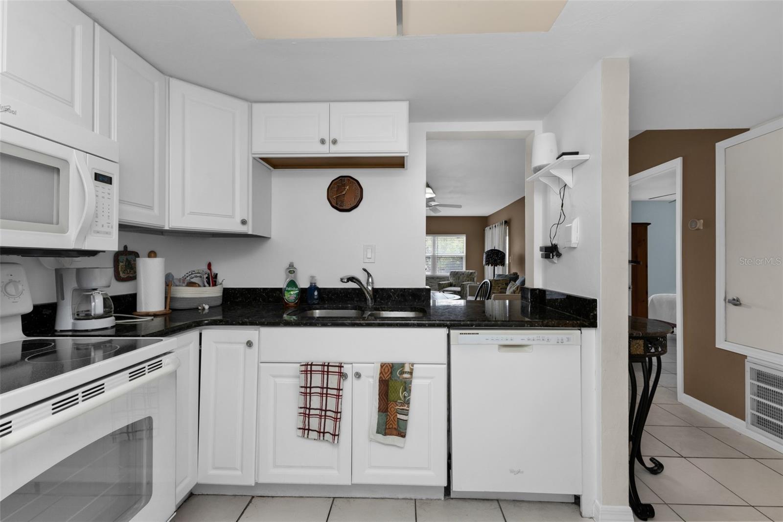 PLAZA VIEW PH 02 - Residential