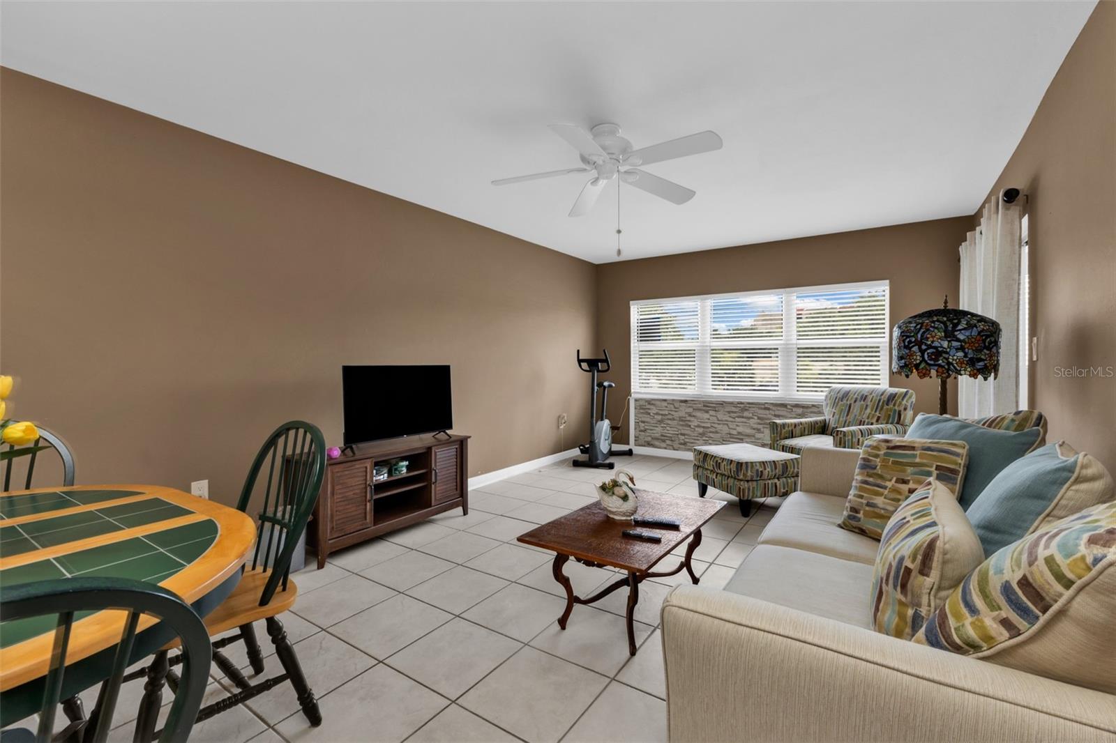 PLAZA VIEW PH 02 - Residential