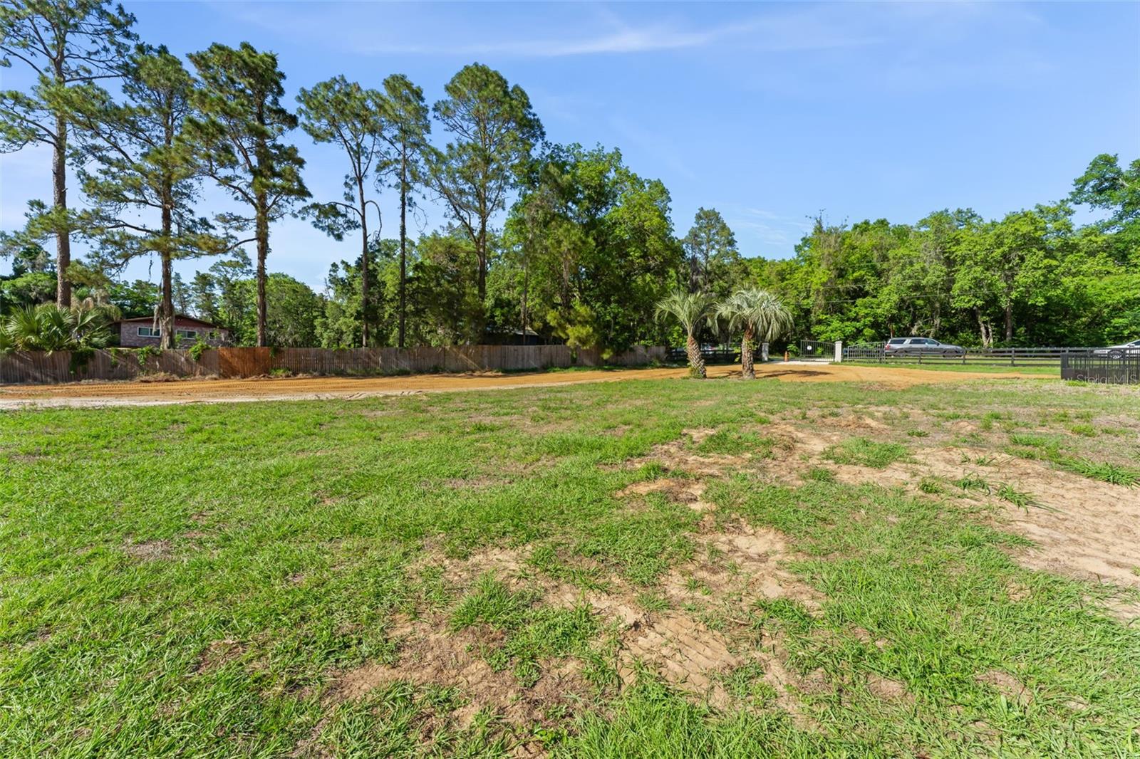 LAKE HIGHLANDS 23-22-26 - Residential