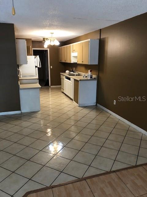 TAVARES ROSEWOOD CONDO - Residential Lease