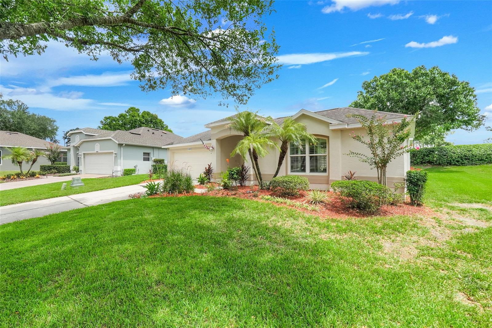 2525 NEW CASTLE COURT