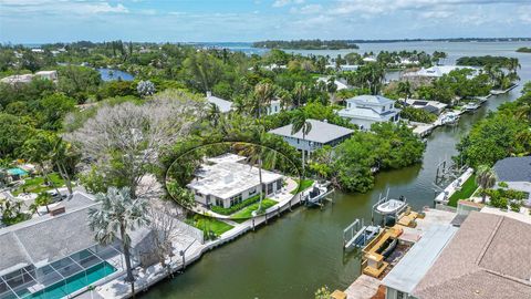 A home in LONGBOAT KEY