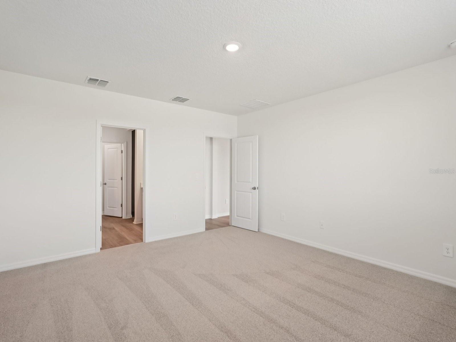 BENTON HILLS - Residential
