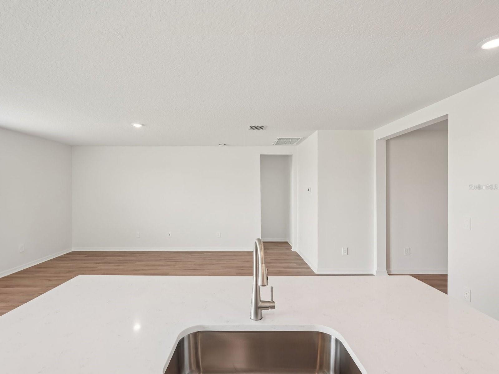 BENTON HILLS - Residential