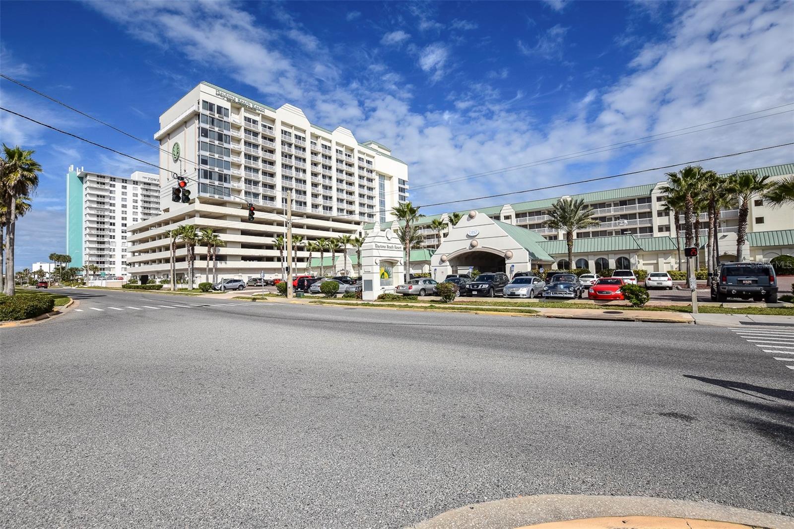 DAYTONA BEACH RESORT & CONF CENTER - Residential