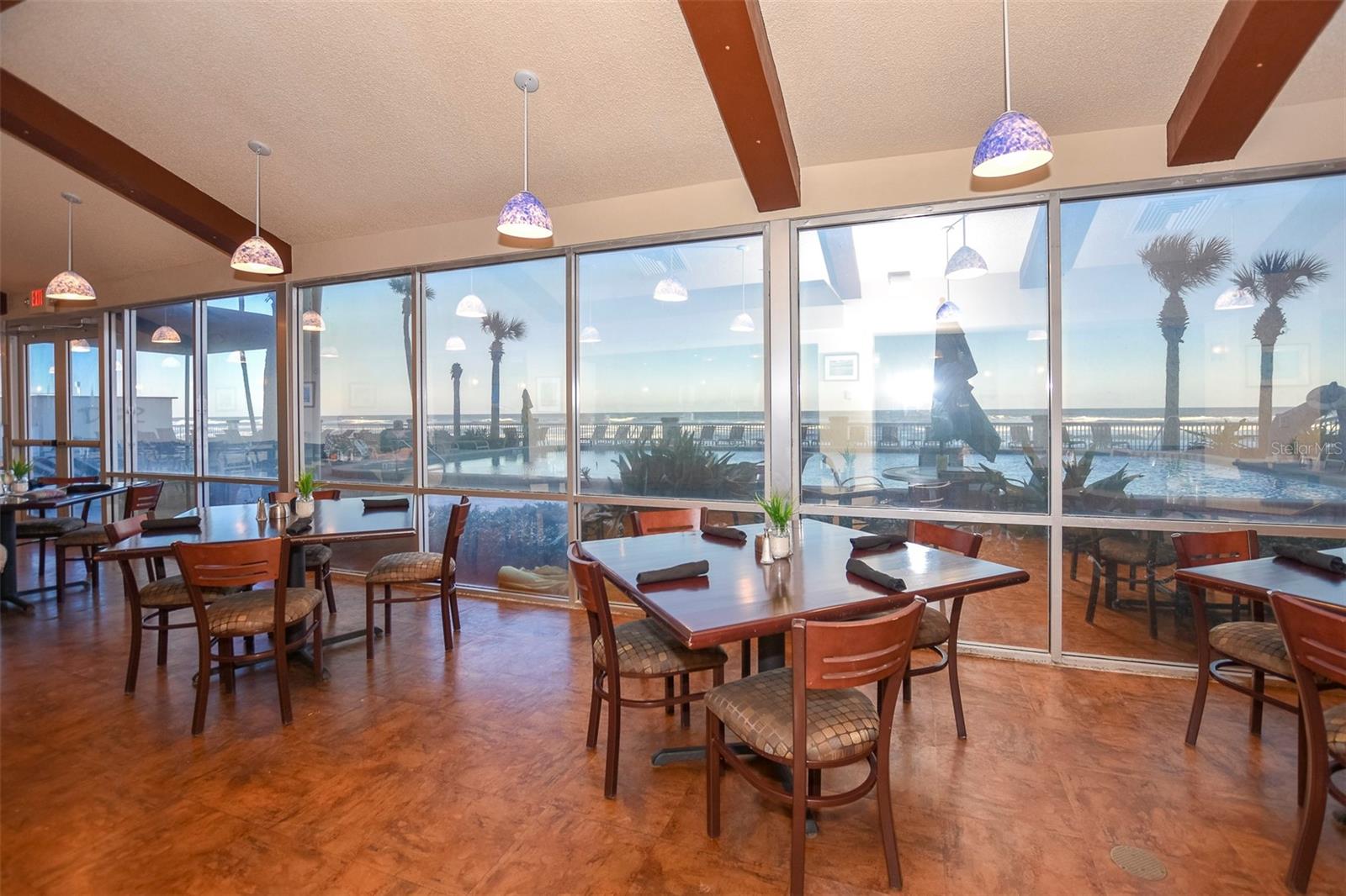 DAYTONA BEACH RESORT & CONF CENTER - Residential