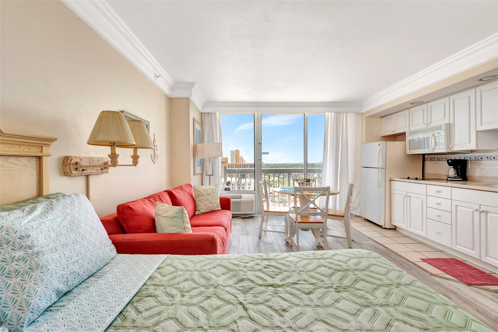 DAYTONA BEACH RESORT & CONF CENTER - Residential
