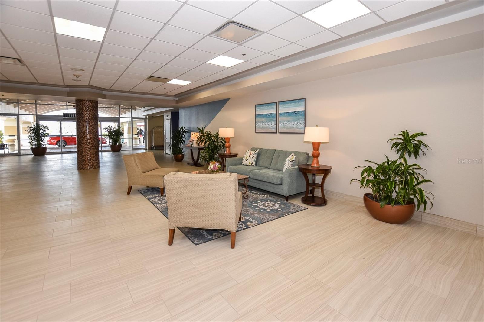 DAYTONA BEACH RESORT & CONF CENTER - Residential